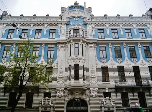 File:Riga Jugendstil Alberta iela 19.JPG - Wikimedia Commons