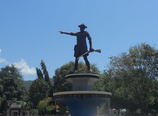 Berkas:Monumen Nani Wartabone.JPG - Wikipedia