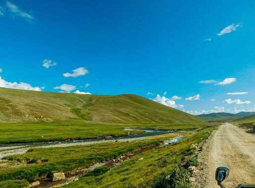 File:Plains and Dirt Road to Deo Sai National Park.jpg - Wikimedia Commons