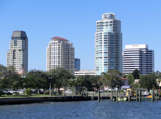 File:Downtown St. Petersburg Florida from Spa Beach Park.JPG - Wikimedia  Commons