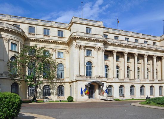 romania/bucharest/calea-victoriei