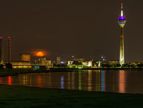 Dusseldorf photo 2