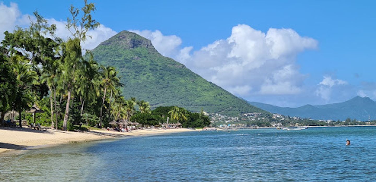 Flic En Flac Beach