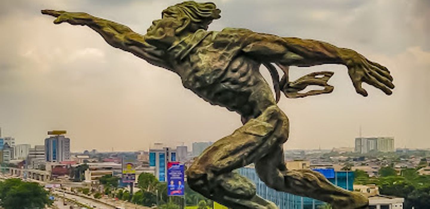Monumen Patung Dirgantara