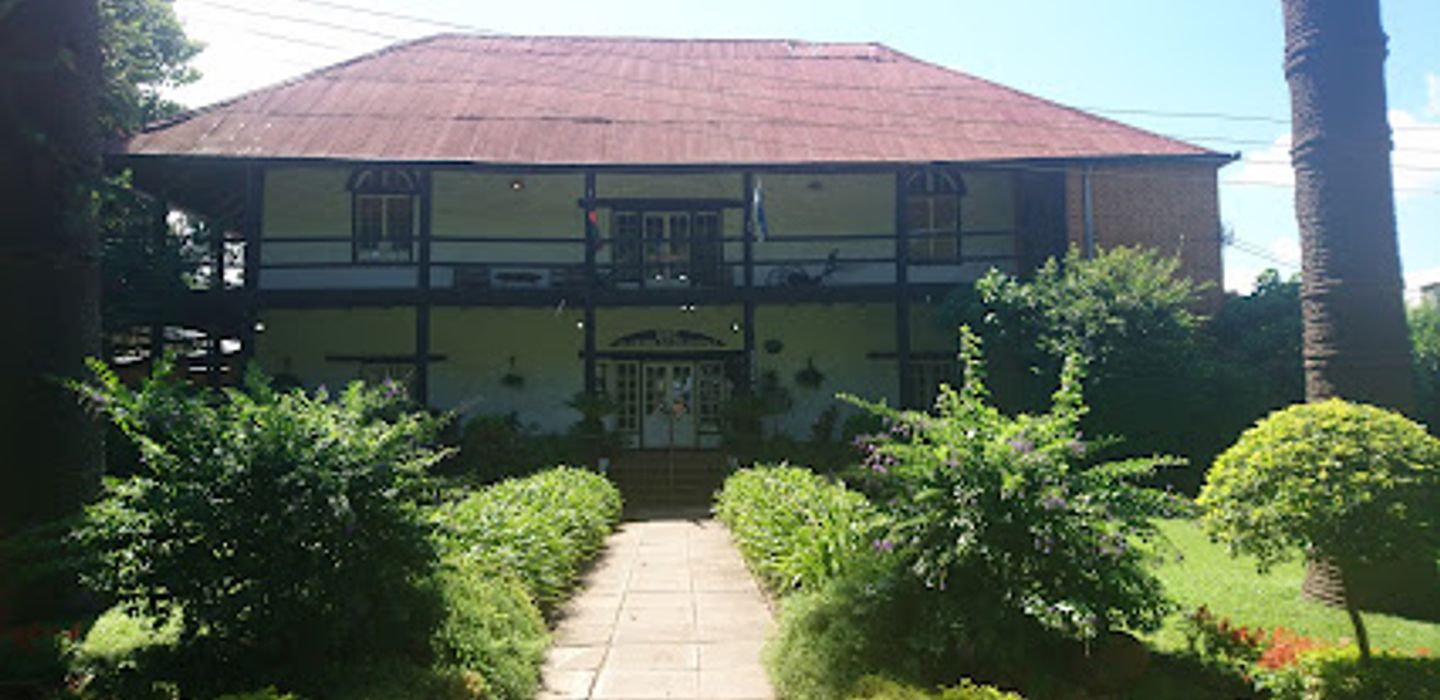La Caverna