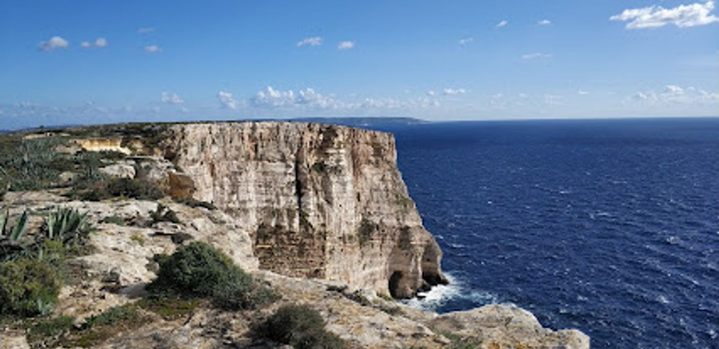 Ta' Ċenċ Cliffs