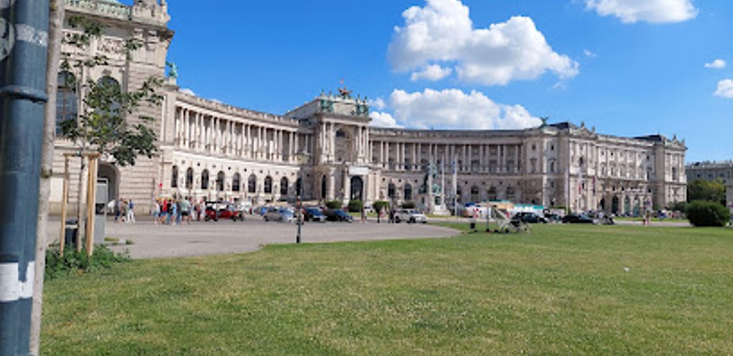Heldenplatz