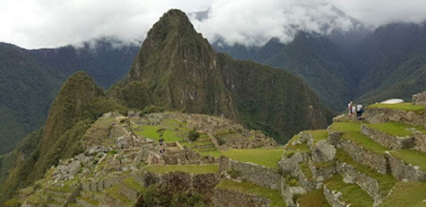 Bus to Machu Picchu