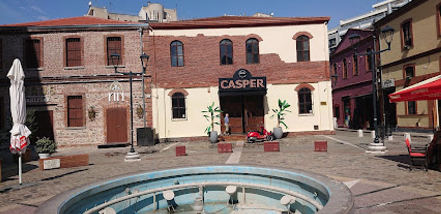 Morichovou Square