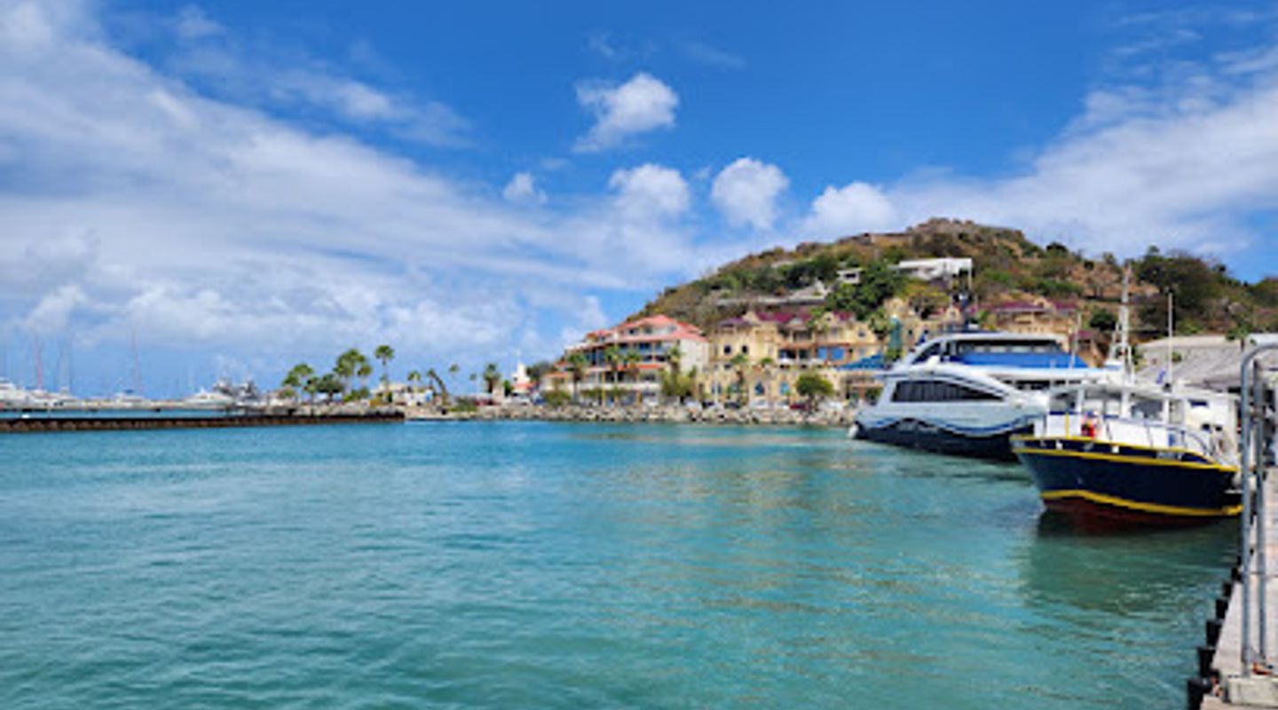 Marigot Market