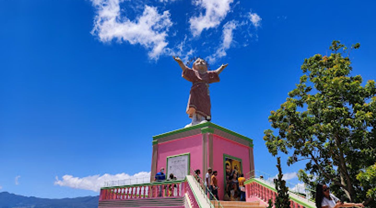 Monument Divine Child