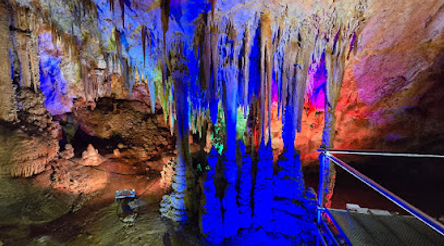 Venetsa Cave