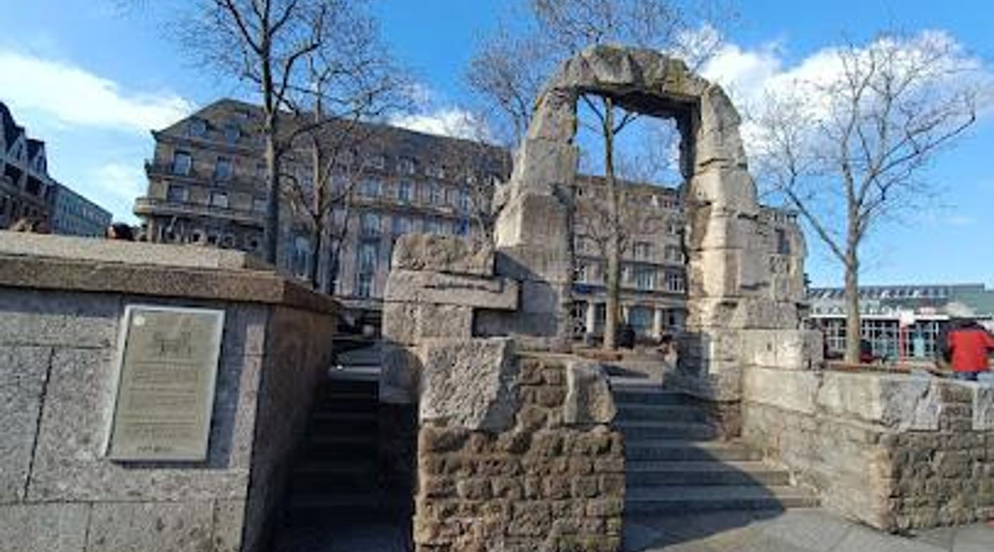 Romans' Northern Gate