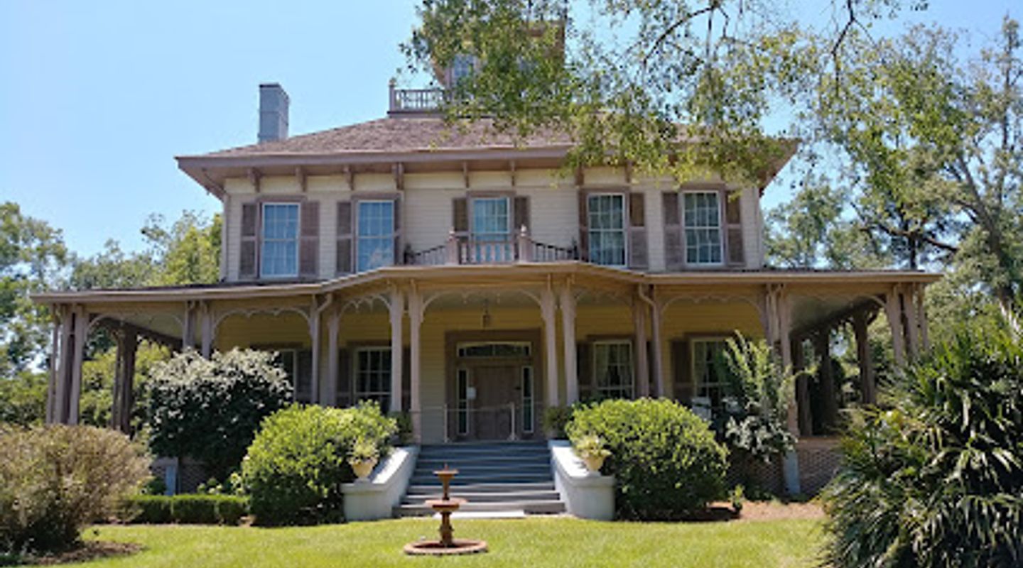 Fendall Hall
