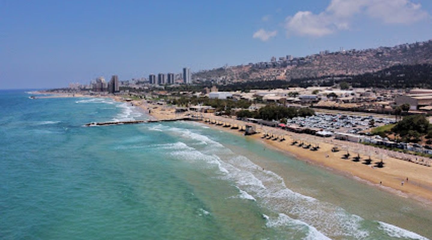 Dado beach