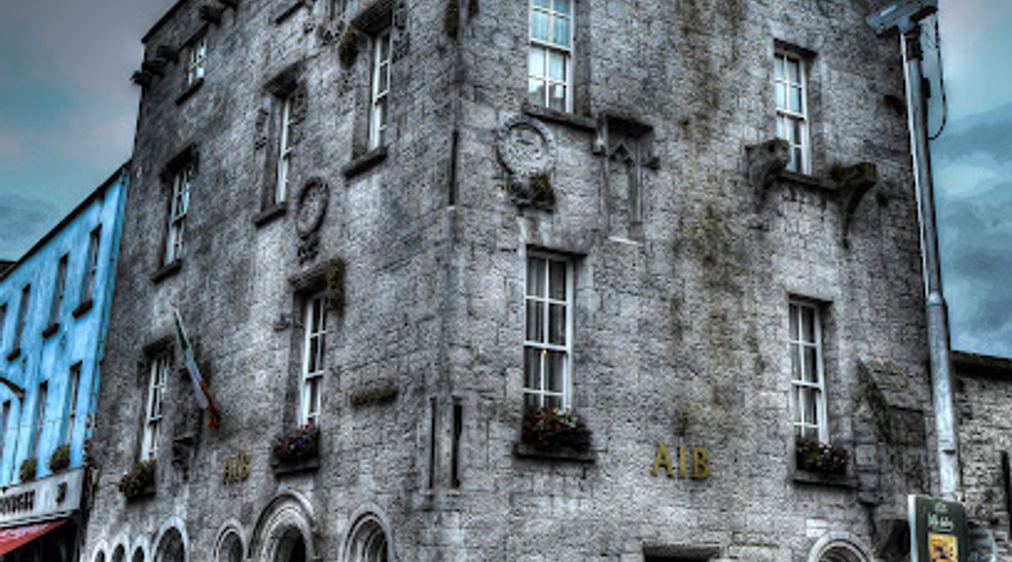 Lynch's Castle