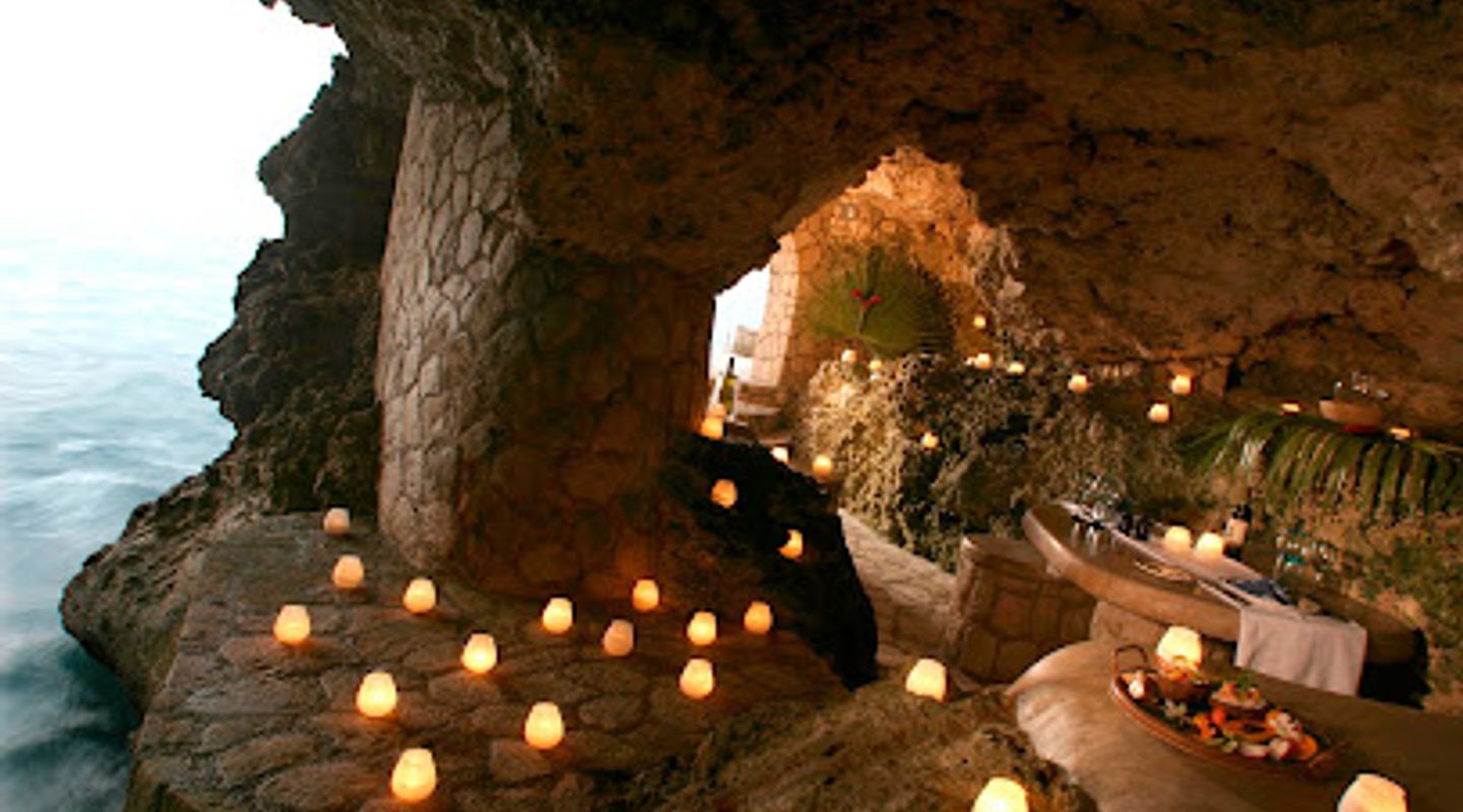 The Caves Hotel