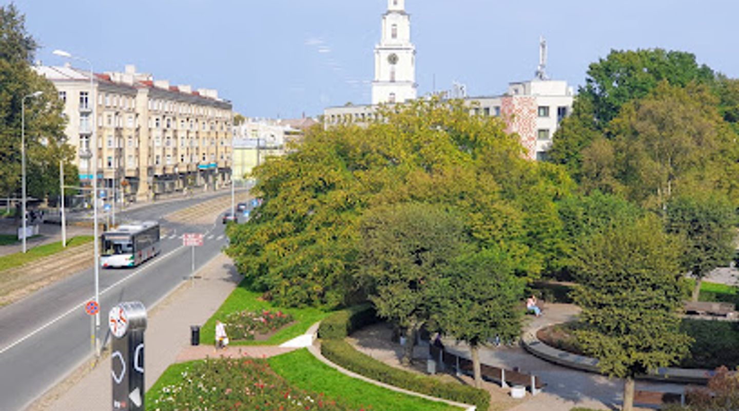 Rose Square