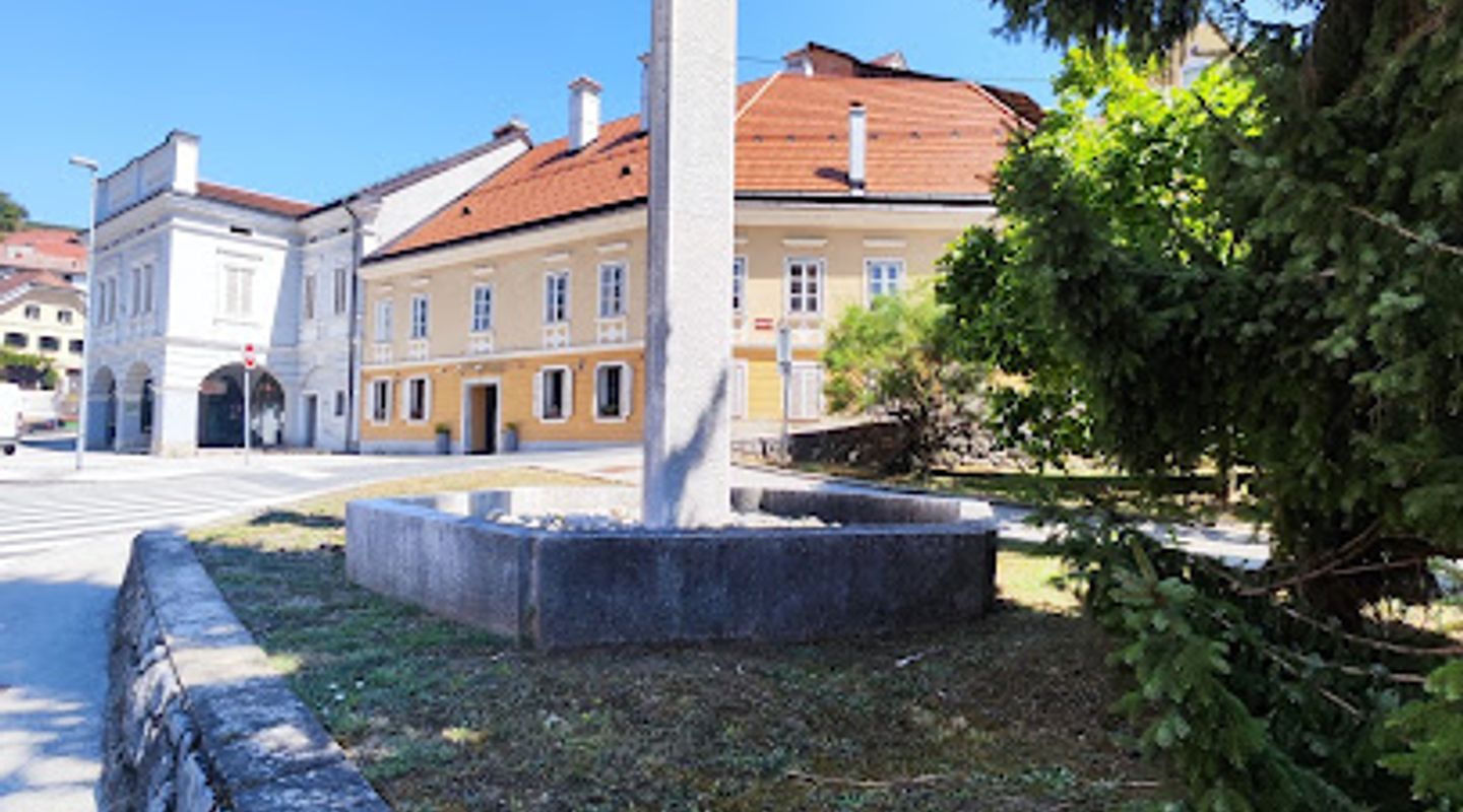 Metlika Castle