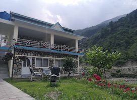 Parhena Cottages