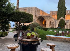 Kybele Restaurant Girne Kıbrıs