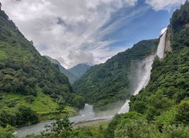 Jung falls (Nuranang falls)