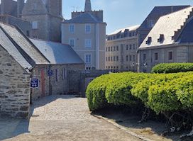 House Quebec