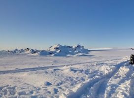 Glacier Expeditions