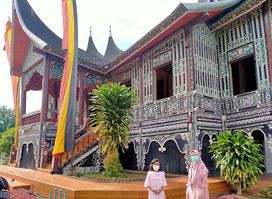 Istano Silinduang Bulan