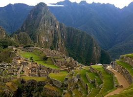 Camino peatonal a Machu Picchu