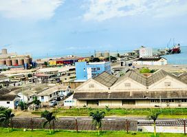 Harbour View Bar & Furama