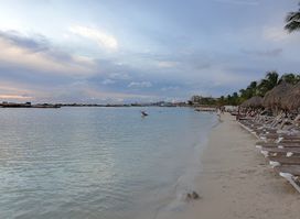 Chill Beach Bar & Grill