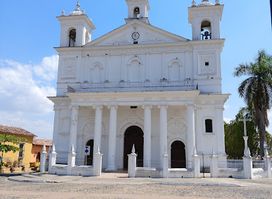 Suchitoto Central Park