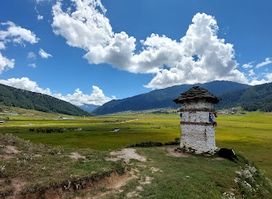 Phobjikha View Point Chorten