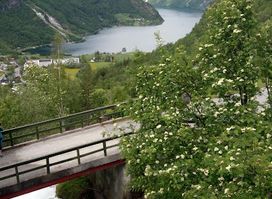 Holebroa Waterfall