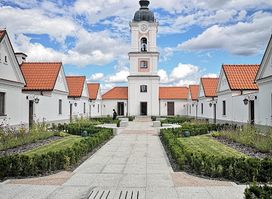 Wieża zegarowa - Pokamedulski Klasztor