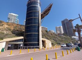 Netanya Beach Elevator