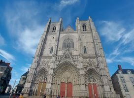 Place Saint-Pierre