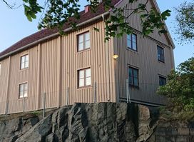 The Coastal House