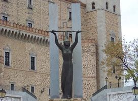 Monumento a la gesta del Alcázar