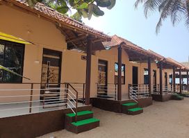 Ocean Breeze Cottage and Cafe