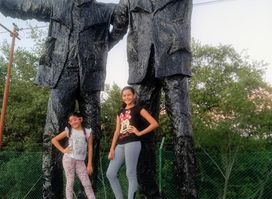 Monumento A Los Embarradores