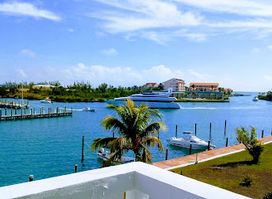 Grand Bahama Yacht Club
