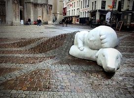 Nello & Patrasche Statue