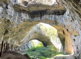 Devetashka Cave