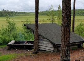 Pilpasuo Lean-to Shelter