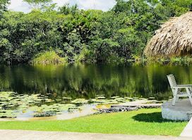 Lamanai Riverside Retreat