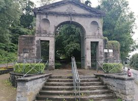 Ballsgrove Gate