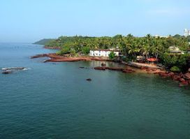 Dona Paula Beach