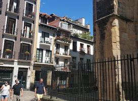 Trinitate plaza